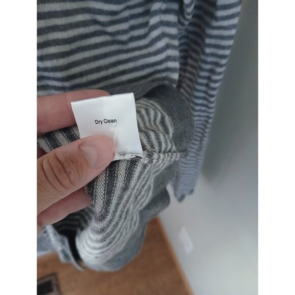 Garnet Hill 100% Wool Cardigan - Picture 7 of 10